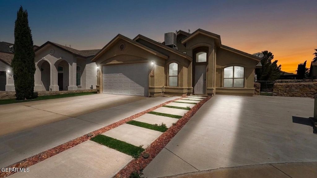 757 DESERT STAR Drive, Horizon City, TX 79928