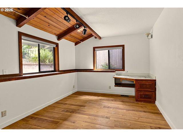 2505 PARK FOREST Dr, Eugene, OR 97405
