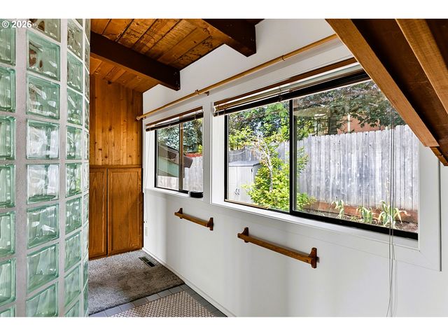 2505 PARK FOREST Dr, Eugene, OR 97405