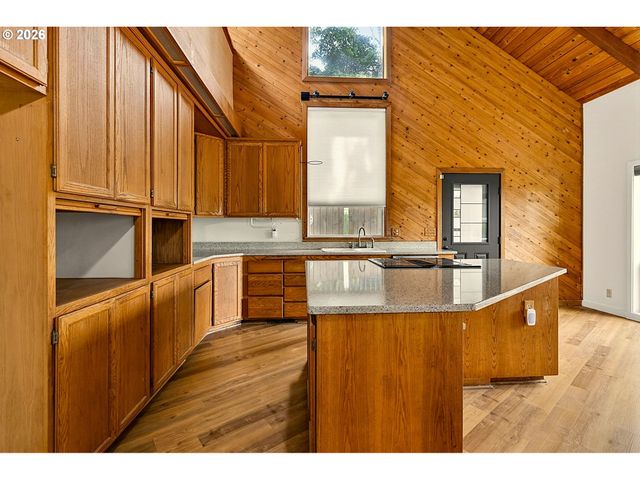 2505 PARK FOREST Dr, Eugene, OR 97405
