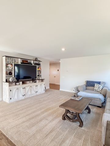 856 Wilkinson Ln, White House, TN 37188