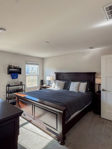 856 Wilkinson Ln, White House, TN 37188