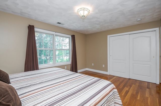 536 Newburyport Tpke, Rowley, MA 01969