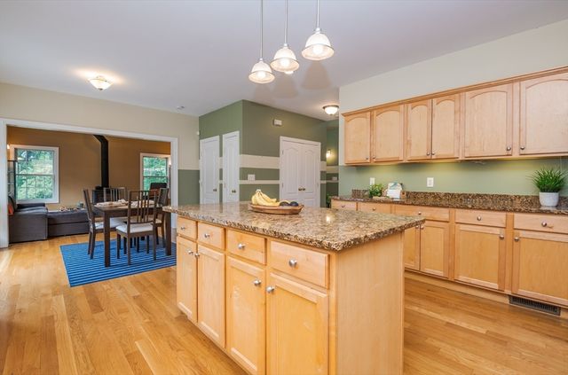536 Newburyport Tpke, Rowley, MA 01969