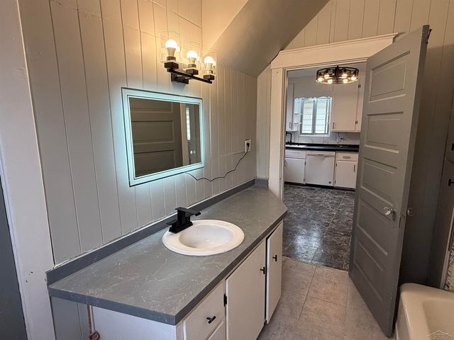 1520 Durand Street, Saginaw, MI 48602