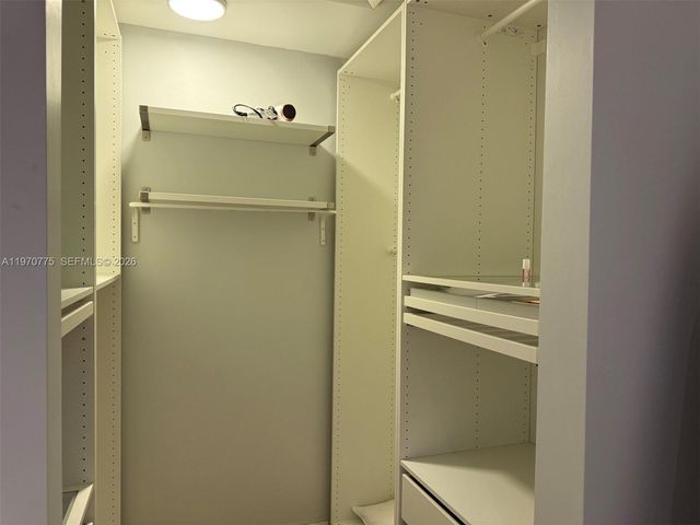 364 Fairway Cir 42, Weston, FL 33326