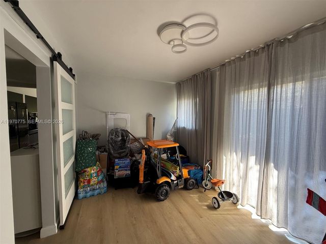 364 Fairway Cir 42, Weston, FL 33326