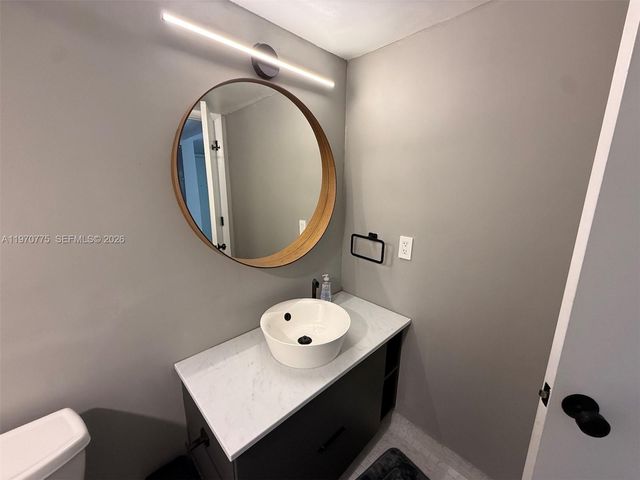 364 Fairway Cir 42, Weston, FL 33326