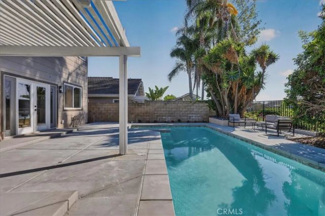 6 Recodo, Irvine, CA 92620