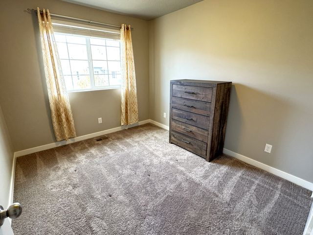 5695 W RED RIDGE LN, West Valley City, UT 84118