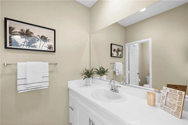 245 Alienta Lane, Rancho Mission Viejo, CA 92694