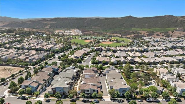 245 Alienta Lane, Rancho Mission Viejo, CA 92694