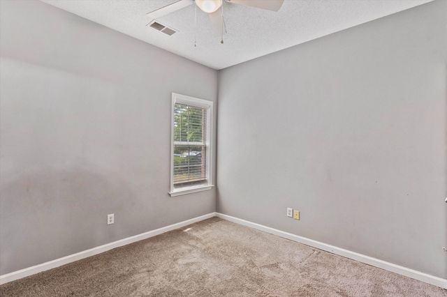 4956 INDIAN WALK LN, Arlington, TN 38002