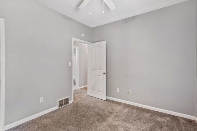 4956 INDIAN WALK LN, Arlington, TN 38002