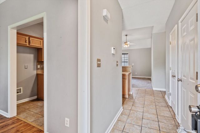 4956 INDIAN WALK LN, Arlington, TN 38002