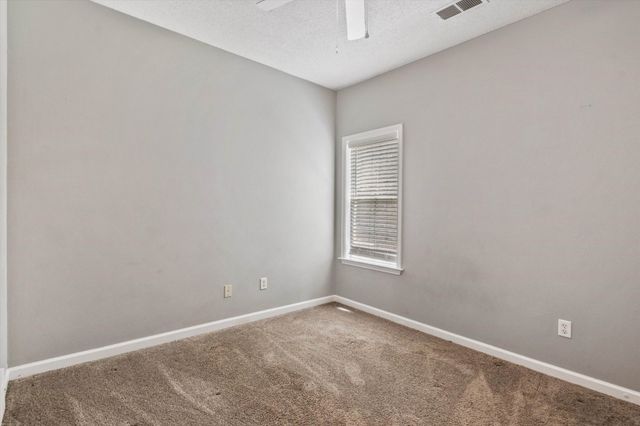4956 INDIAN WALK LN, Arlington, TN 38002