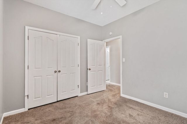 4956 INDIAN WALK LN, Arlington, TN 38002