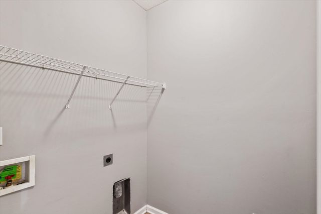 4956 INDIAN WALK LN, Arlington, TN 38002