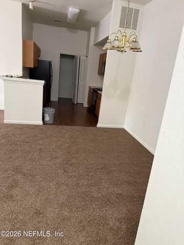 6099 MAGGIES Circle 104, Jacksonville, FL 32244