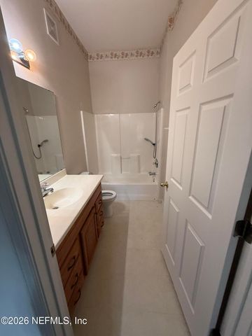 6099 MAGGIES Circle 104, Jacksonville, FL 32244