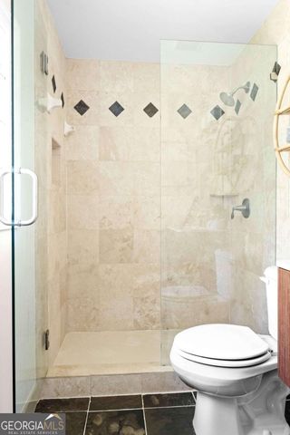 2480 Flair Knoll Drive NE, Atlanta, GA 30345