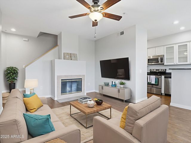 3633 N 3RD Avenue 2084, Phoenix, AZ 85013