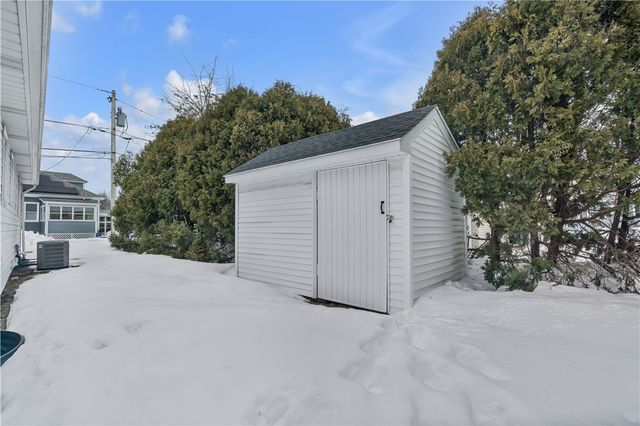 49 Ames Street, Pawtucket, RI 02861