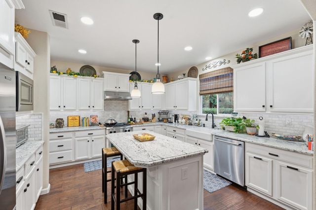6551 E Orleans Avenue, Fresno, CA 93727