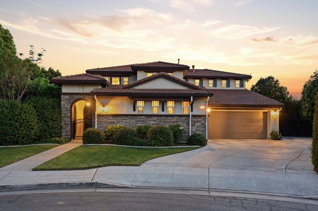6551 E Orleans Avenue, Fresno, CA 93727