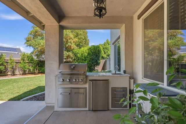 6551 E Orleans Avenue, Fresno, CA 93727