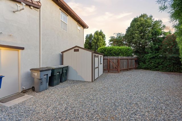 6551 E Orleans Avenue, Fresno, CA 93727