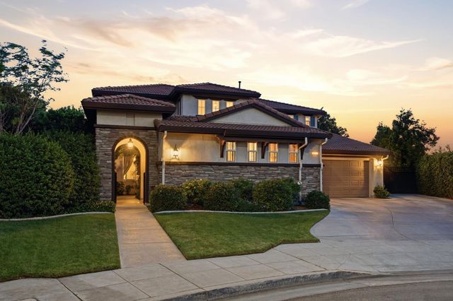 6551 E Orleans Avenue, Fresno, CA 93727