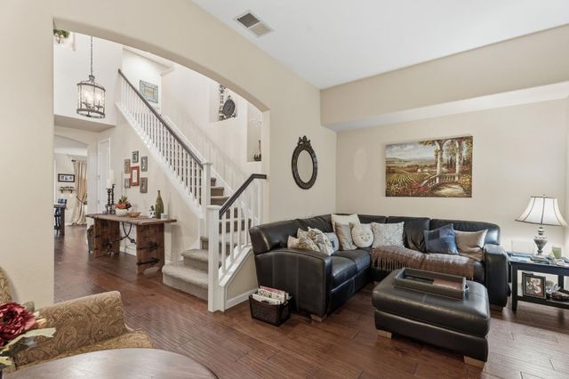 6551 E Orleans Avenue, Fresno, CA 93727
