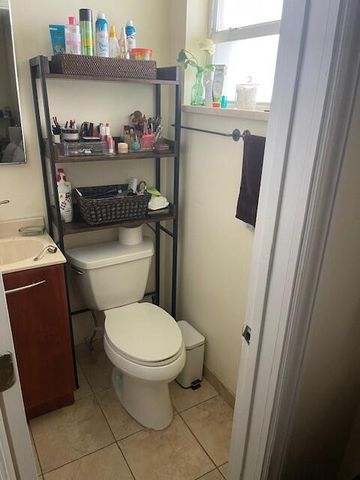 816 NE 17th Avenue 2, Fort Lauderdale, FL 33304