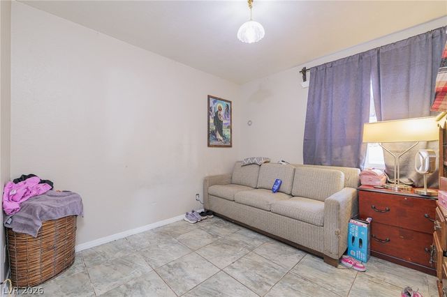 4606 Powell Avenue, Las Vegas, NV 89121