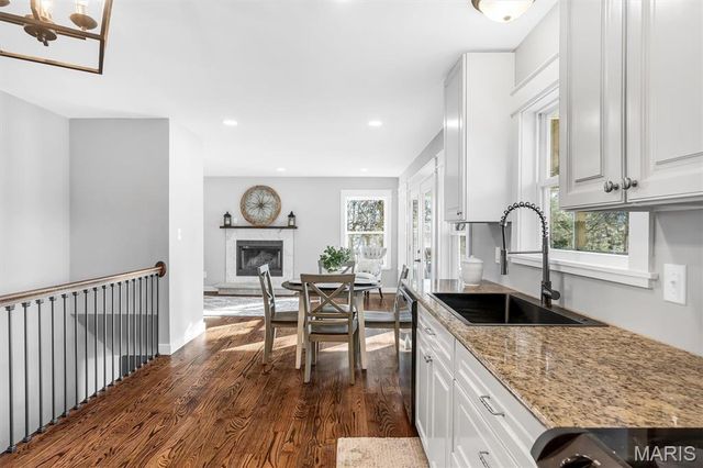 4260 N Shore Drive, Hillsboro, MO 63050