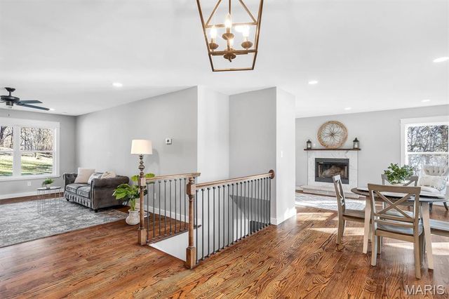 4260 N Shore Drive, Hillsboro, MO 63050