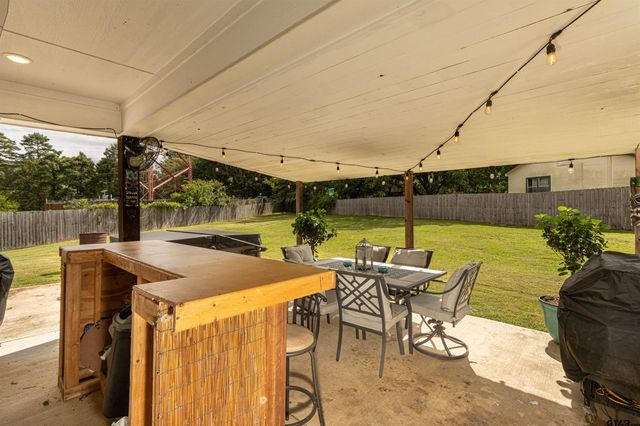 12483 Wildfern Road, Tyler, TX 75707