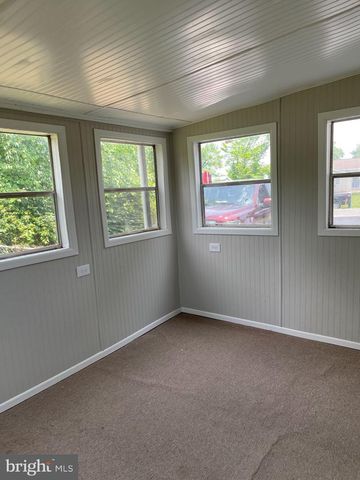 104 LARK LN, Stafford, VA 22556