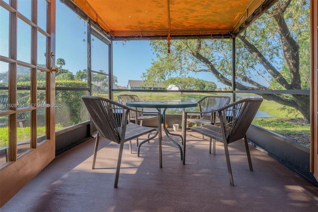 19907 Villa Lante Pl, Boca Raton, FL 33434