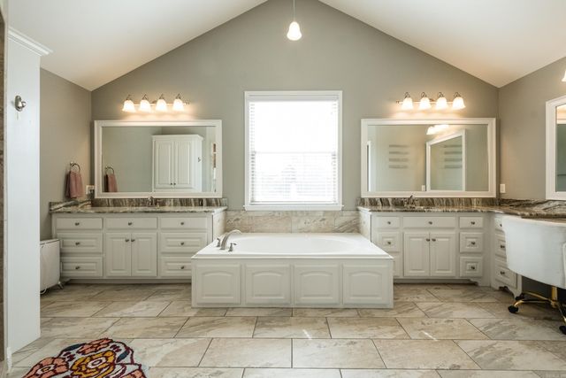 3115 Tobiano Circle, Benton, AR 72015