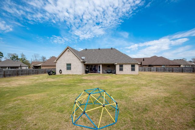 3115 Tobiano Circle, Benton, AR 72015