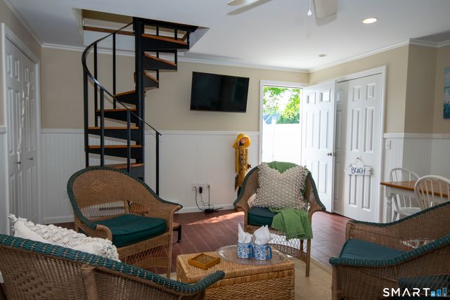 119 Great Hammock Road, Old Saybrook, CT 06475
