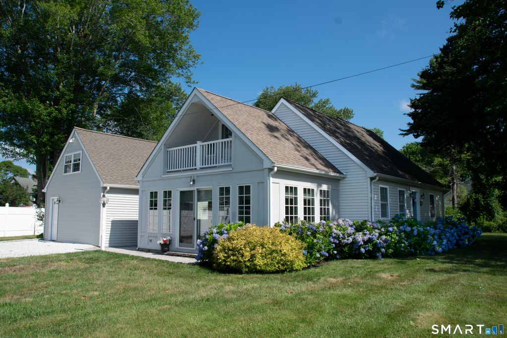 119 Great Hammock Road, Old Saybrook, CT 06475