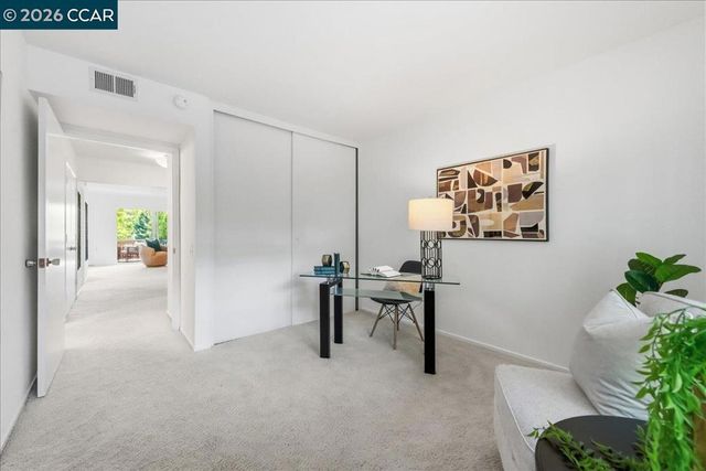 1112 Rockledge Ln 6, Walnut Creek, CA 94595