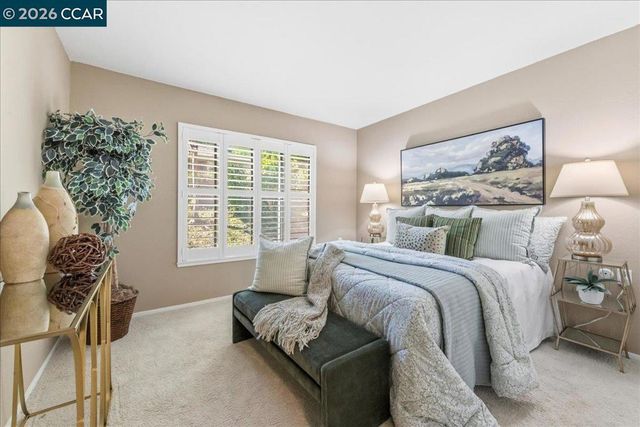 1112 Rockledge Ln 6, Walnut Creek, CA 94595