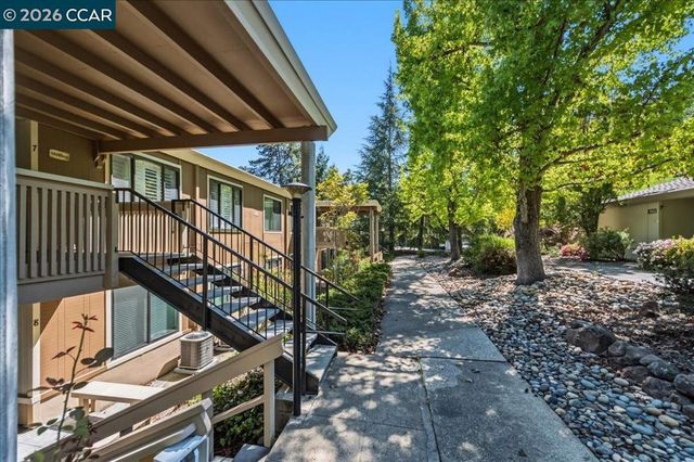 1112 Rockledge Ln 6, Walnut Creek, CA 94595