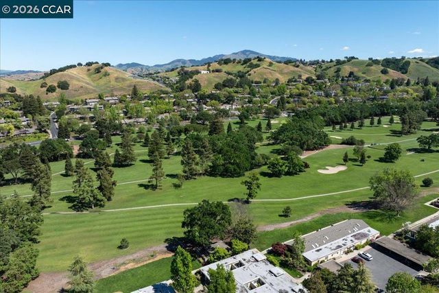 1112 Rockledge Ln 6, Walnut Creek, CA 94595