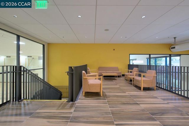 1112 Rockledge Ln 6, Walnut Creek, CA 94595