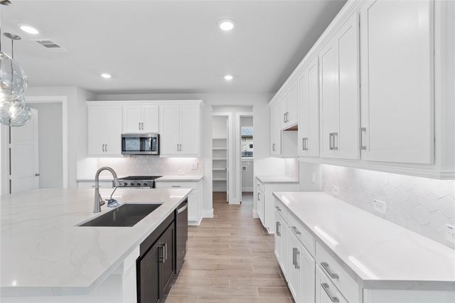 18843 Brego Lane, Tomball, TX 77377